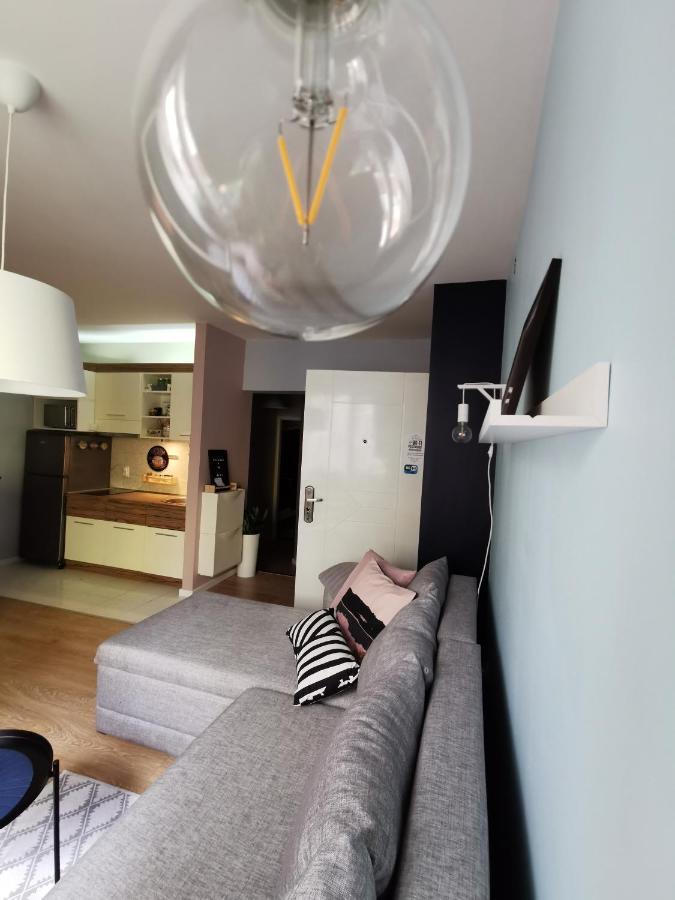 Nest Hotel Belgrado Exterior foto